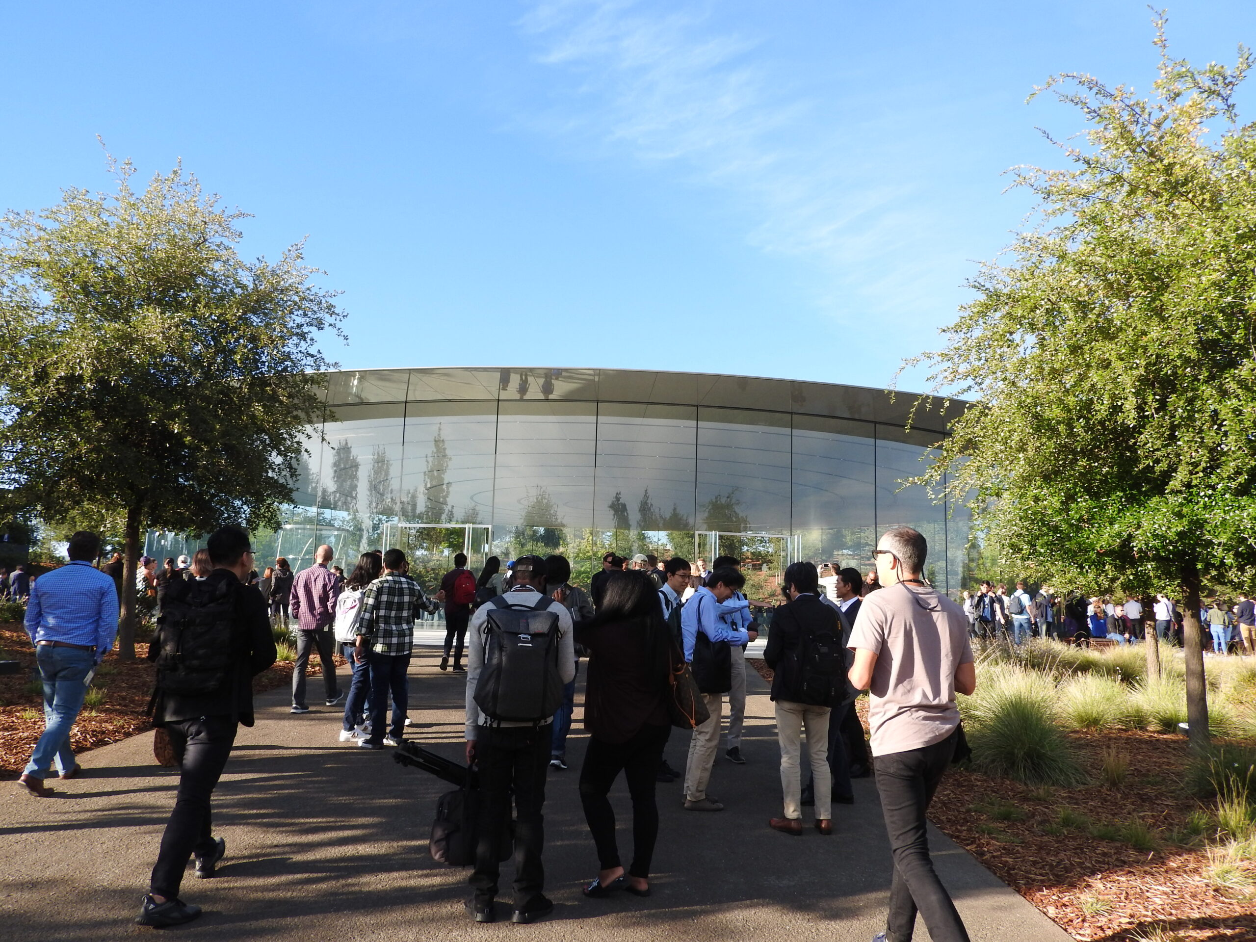Apple held a special event today in Cupertino, but didn't include either the iPad or the Mac.