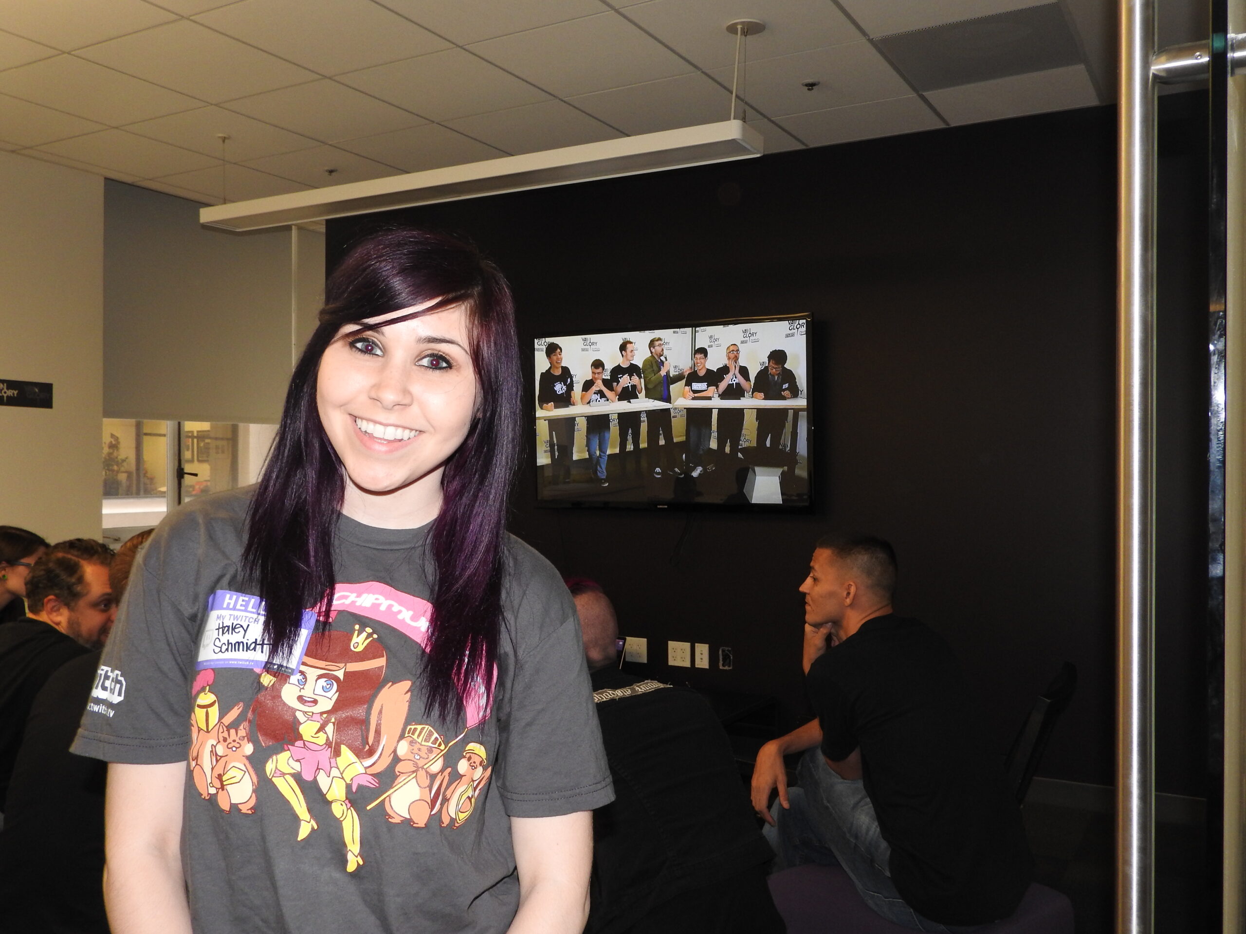 Haley "HaleyBaby" Schmidt likes the Vainglory community.