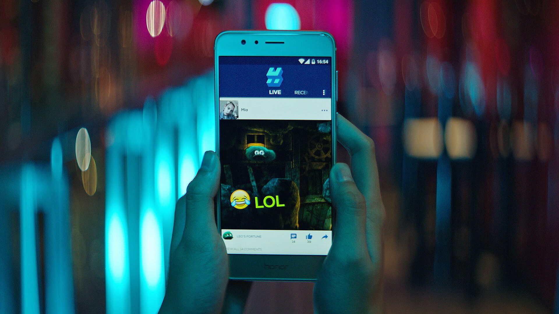 You can share your experiences in mobile games with friends on Hatch.