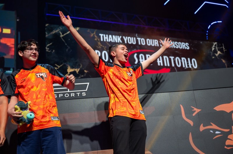 PlayVS wants to use Omnic.AI to help elevate the level of play in esports.