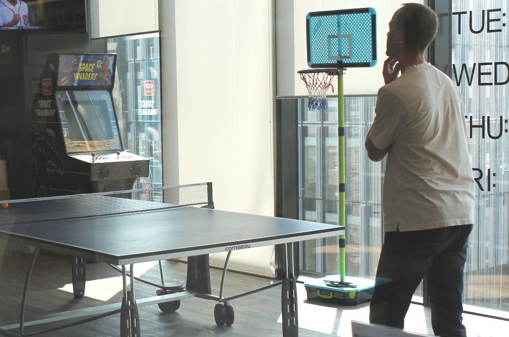 Table Tennis & Space Invaders
