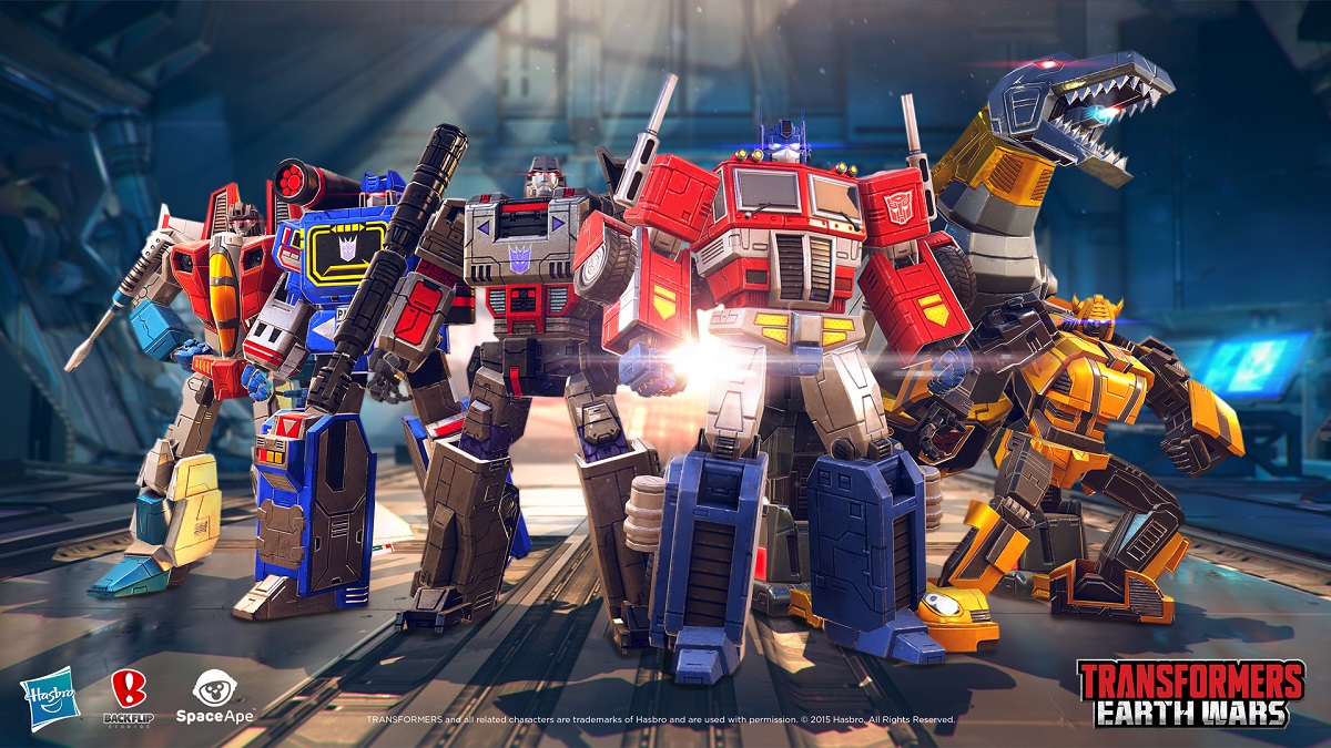 Of course Optimus Prime gets to stand in front of Megatron. He's a Prime!