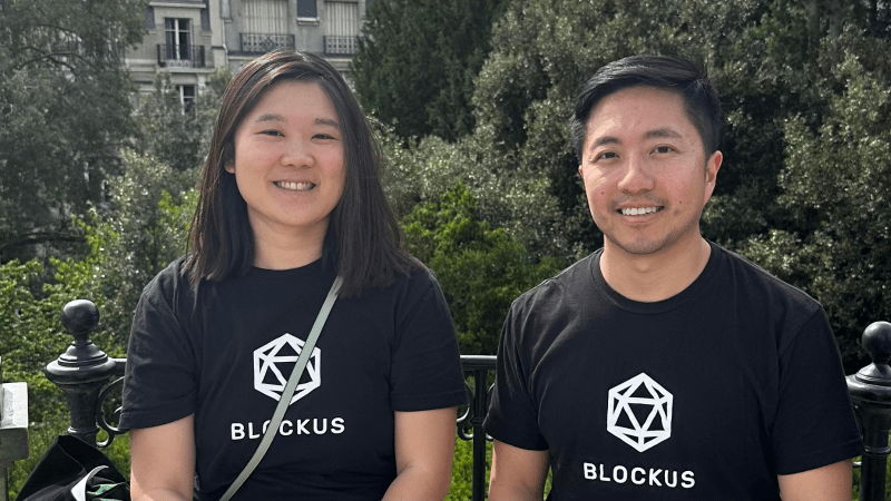 Blockus cofounders Jess (Ziyue) Zhang (L) and Michael Wei (R).