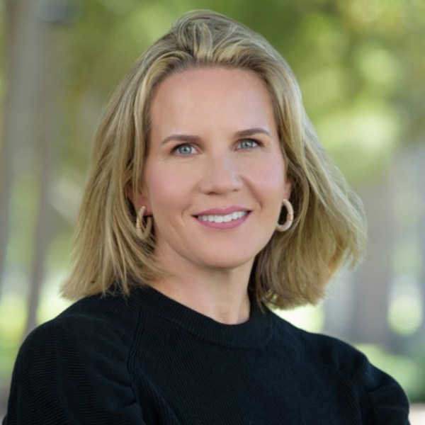 Catharina Lavers Mallet is VP and General Manager of Maxis.
