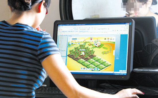 Chinese girl playing Happy Farms