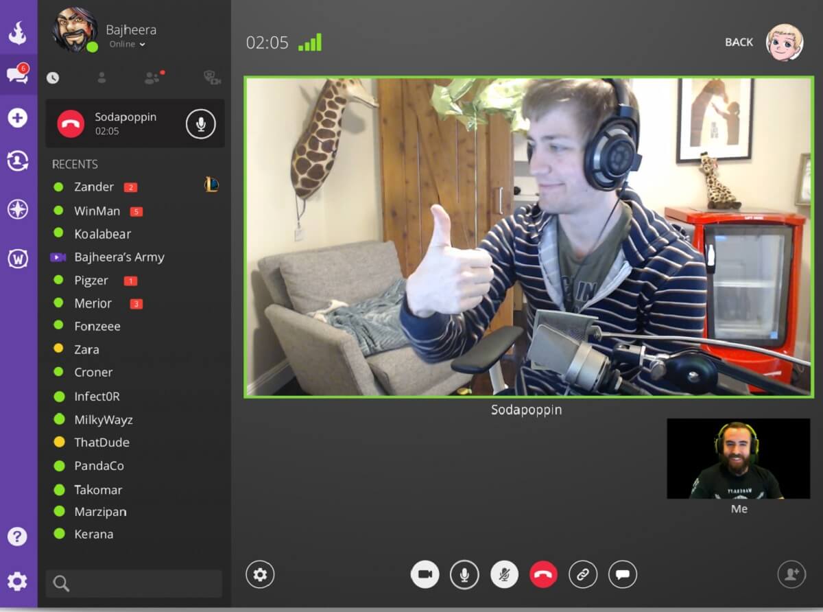 Curse has enabled video calls with up to four friends.