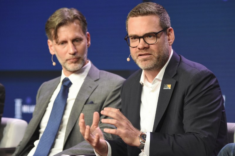 Ramon Hermann (left) of Tencent America and Nate Nanzer of Overwatch League.