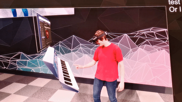 Julia Schwarz from Microsoft playing a holographic piano
