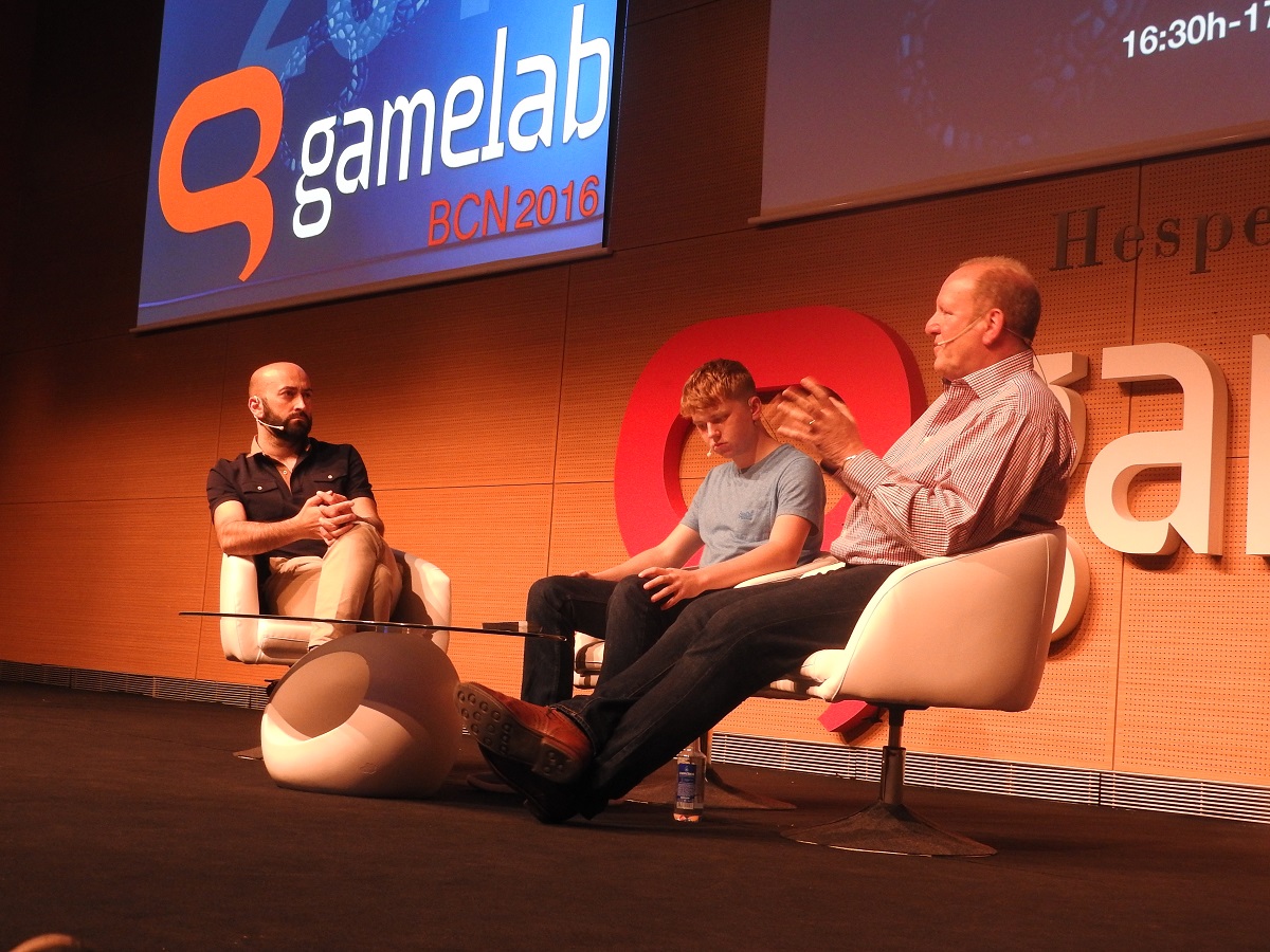 Ivan Fernandez Lobo (left) talks educational games with Jordan Casey and Ian LIvingstone at Gamelab.