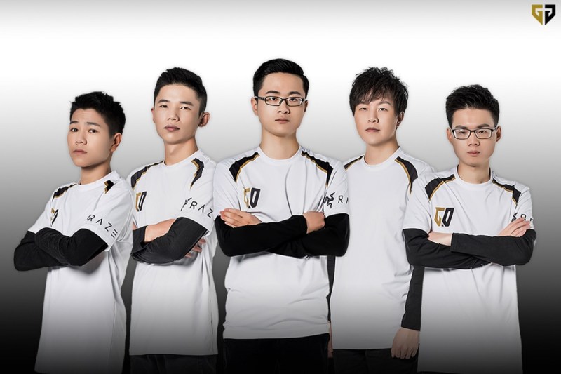 Gen.G's new Clash Royale team.