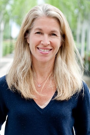 Lucy Bradshaw of Electronic Arts