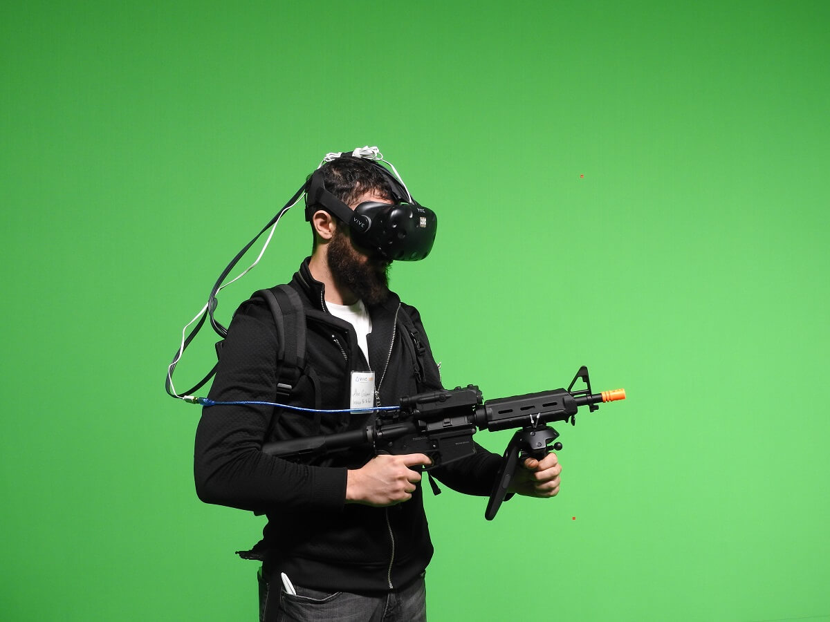 There's a fight for the control over the Metaverse.