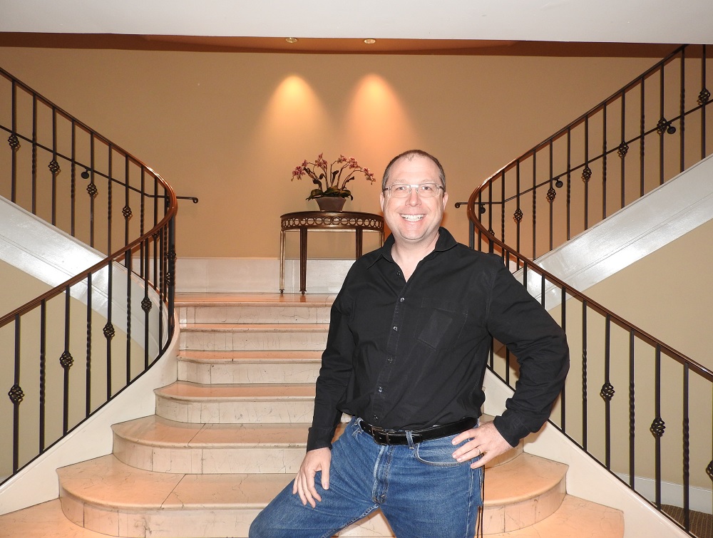Mike Fischer, formerly of Epic Games, is the new president of the AIAS.