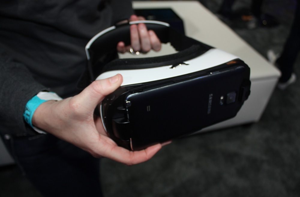 Samsung Gear VR with Oculus tech