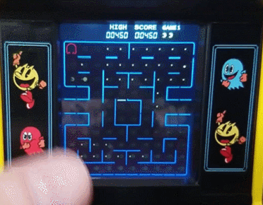 A bad Pac-Man game.