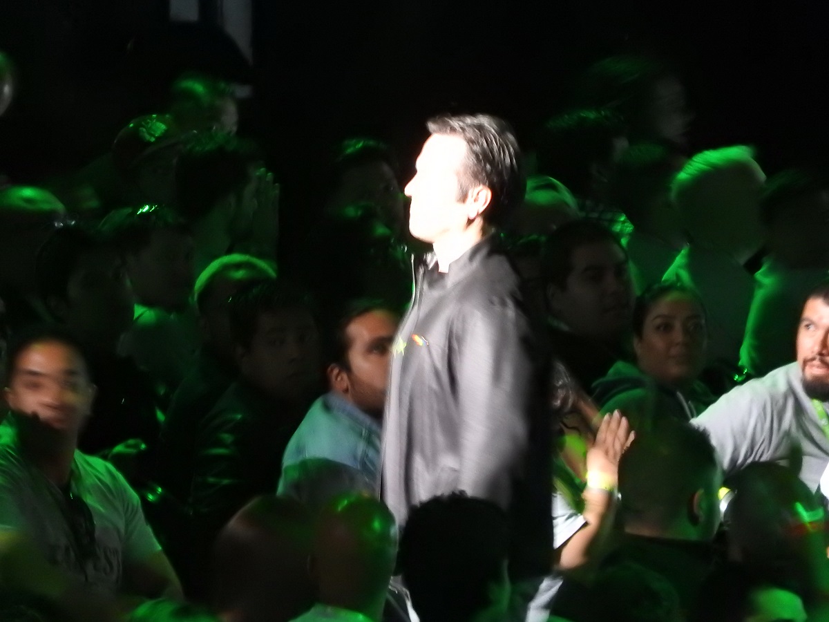 Phil Spencer opens E3 2016.