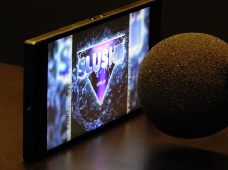 You can blast sounds from two front speakers on the Razer Phone 2.