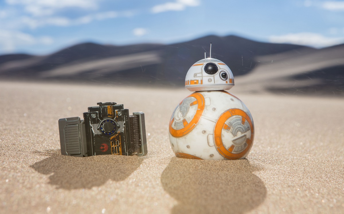 Sphero Star Wars Force Band with BB8 in the sand.
