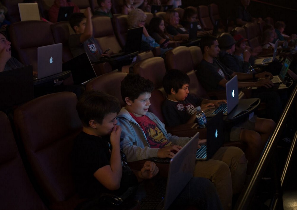 Super League Gaming lets kids play Minecraft in theaters.