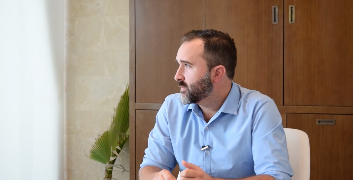 Will Rosellini was the science advisor for Deus Ex: Human Revolution and Deus Ex: Mankind Divided.