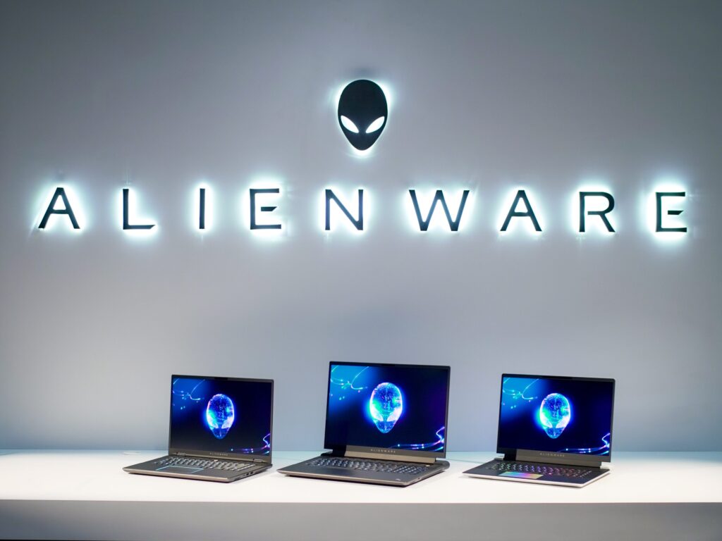 Alienware debuts new PCs, notebooks, displays and Team Liquid-approved peripherals