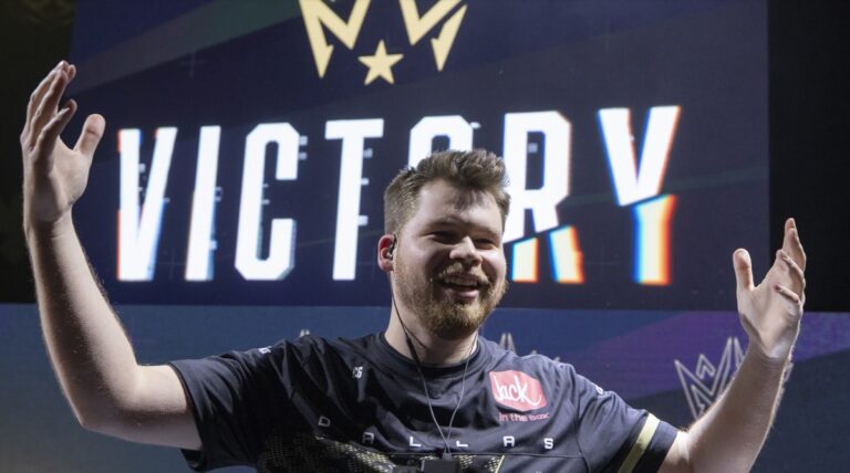 Crimsix is one of the stars of the Dallas Empire.