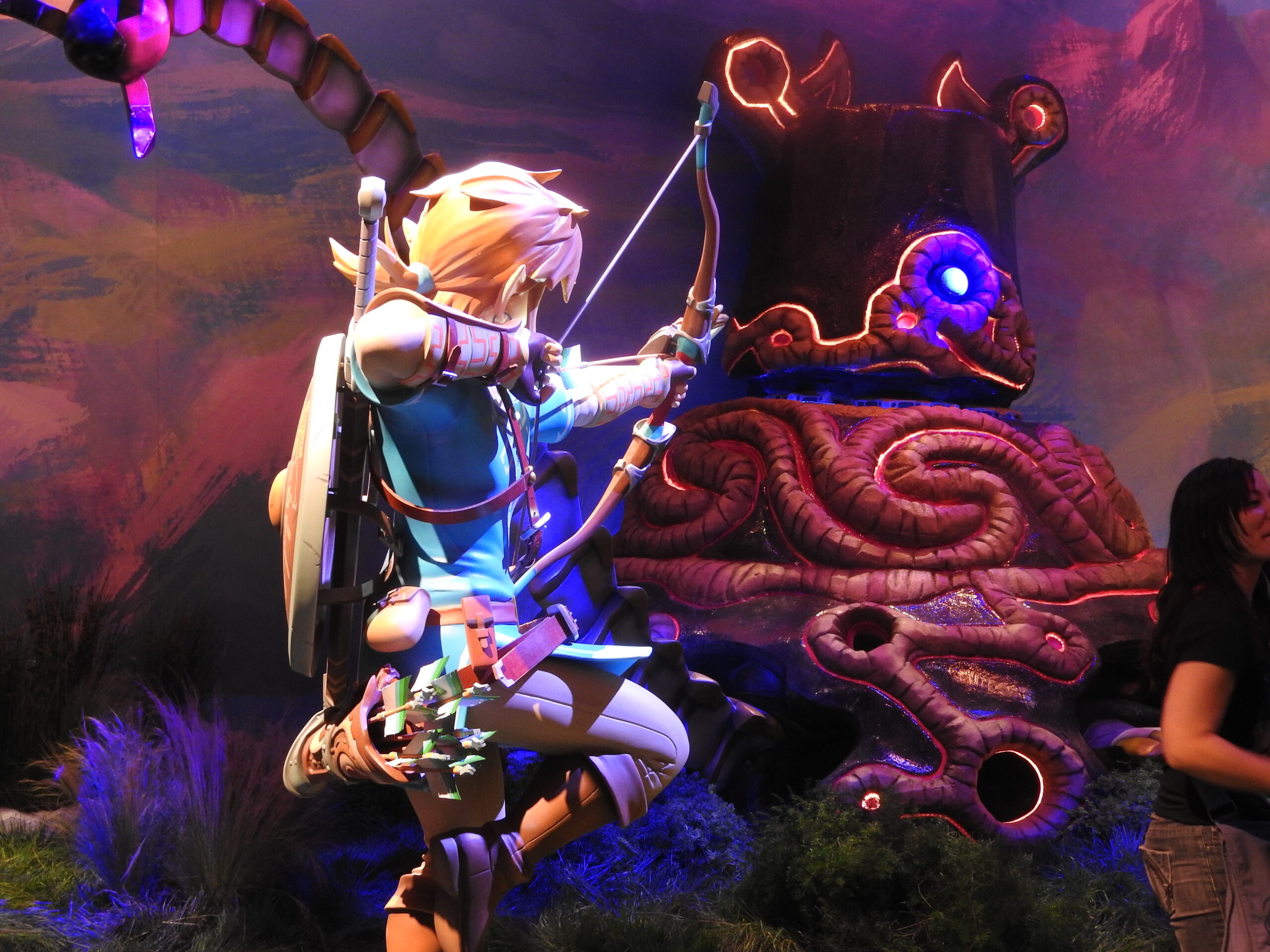 Link at Nintendo booth.
