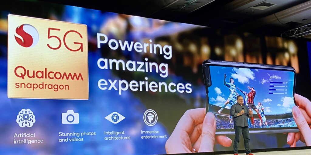 Presentation screen at 2019 Qualcomm Snapdragon Tech Summit