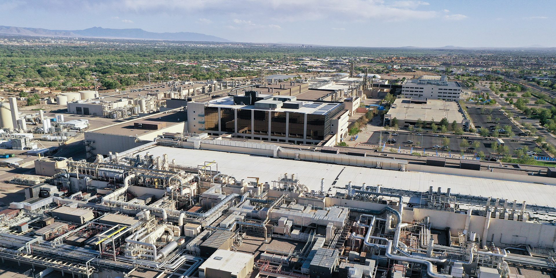 Intel’s New Mexico fab develops and manufactures technologies for packaging, memory, and connectivity, including silicon photonics.