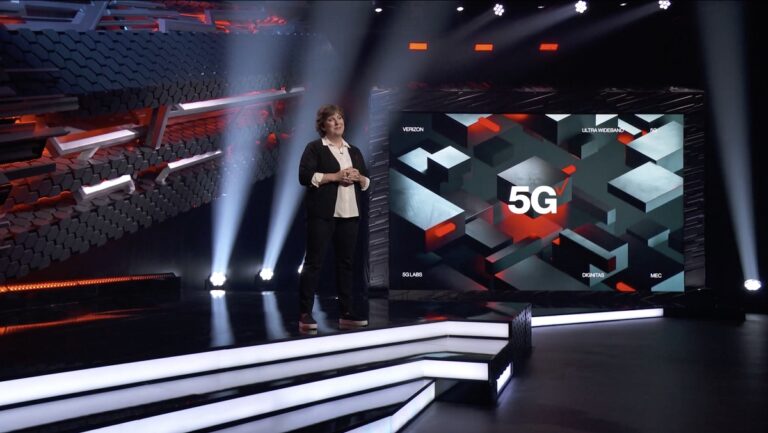 Nicki Palmer of Verizon on the E3 stage.