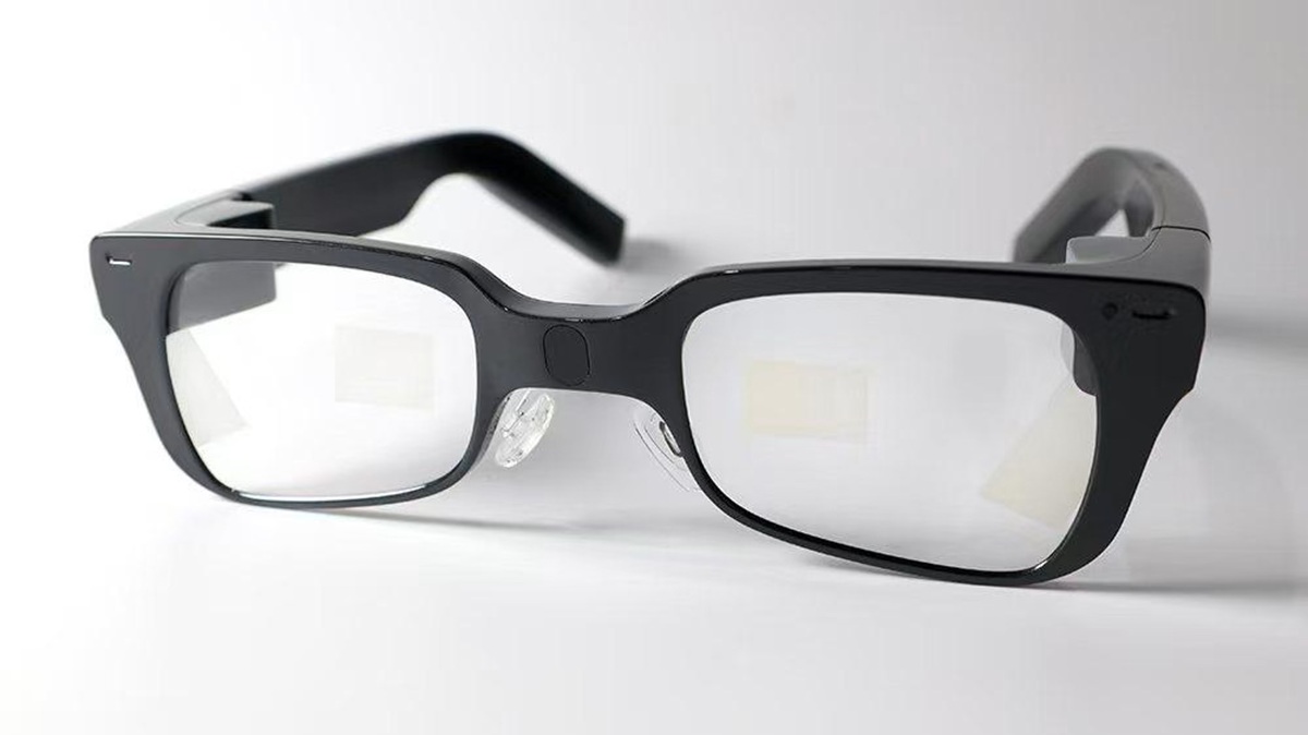 Think AR's smart glasses are powered by MeetKai's AI OS.