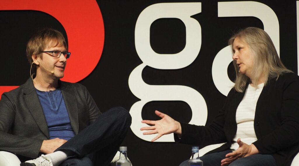 Mark Cerny and Amy Hennig discuss their career in games at Gamelab 2018.