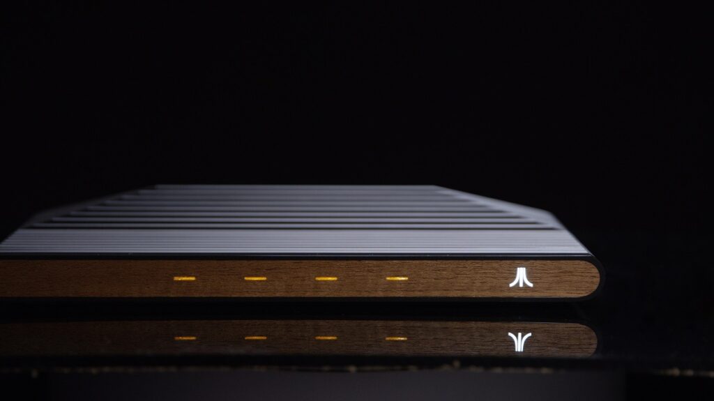 Ataribox runs Linux on AMD chip and will cost at least $250