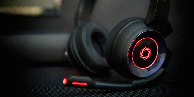 The AVerMedia Sonicwave headset.