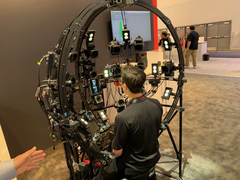 Nigel Nunn of EA's Capture Lab shows how Canon cameras capture athletes' faces on the road.
