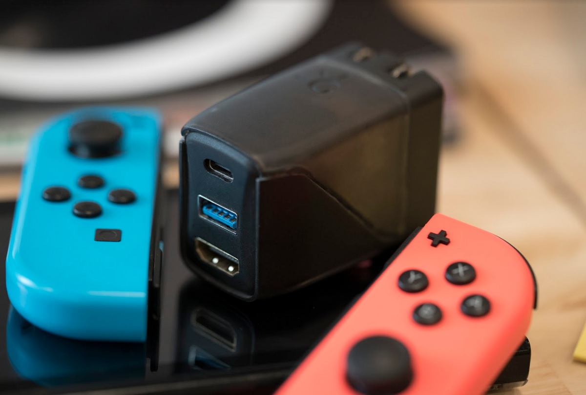 Genki Covert Dock is a charger and dock for the Nintendo Switch.
