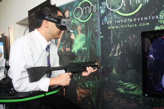 GamesBeat editor-in-chief Dan "Shoe" Hsu trying out Virtuix's Omni virtual-reality treadmill.