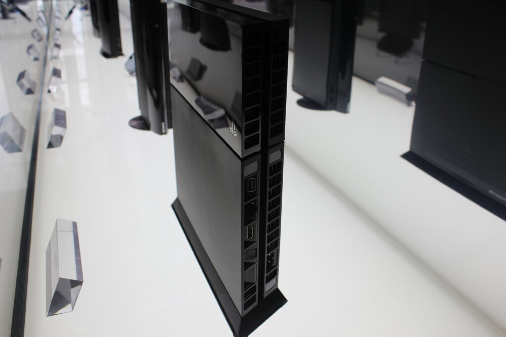 PlayStation 4 issues: Sony posts troubleshooting guide for the ‘blinking blue light of death’