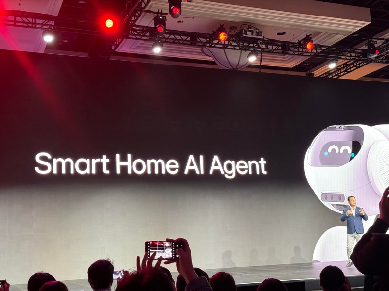 For LG, affectionate intelligence takes the form of cute Smart Home AI Agent.