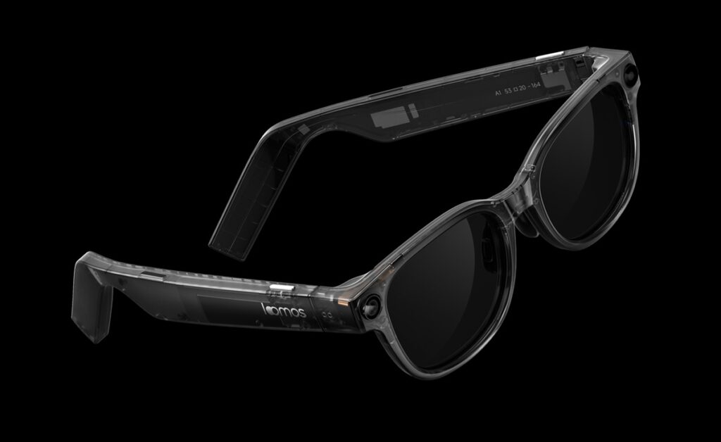 Sharge's Loomos AI smart glasses.