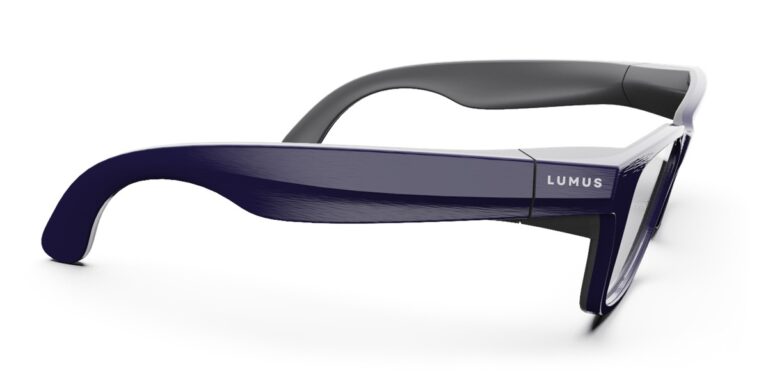 Lumus Z-30 waveguide is the foundation for AR glasses.