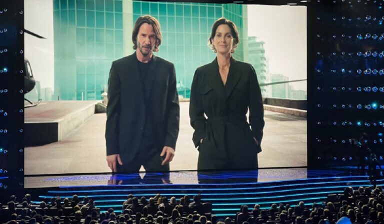 The Matrix stars Keanu Reeves and Carrie-Ann Moss.