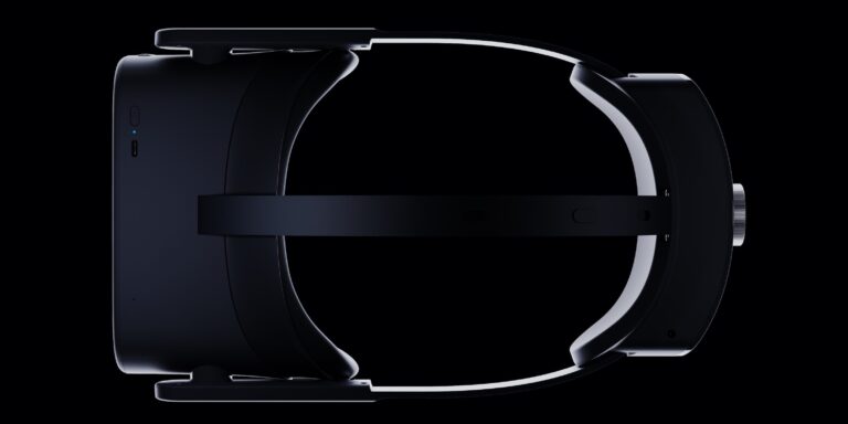 Neo 2 VR headset.
