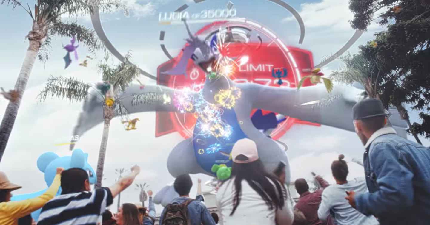 Battling Lugia in Pokemon Go