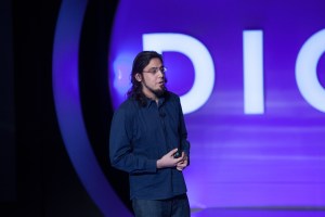 Rami Ismail of Vlambeer blasted cloners of Ridiculous Fishing and thanked game tool makers.
