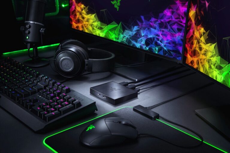 The Razer Ripsaw HD capture card is the little thing in the middle.