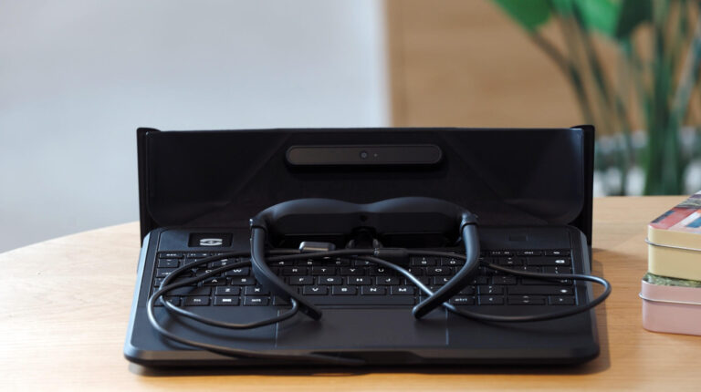 Spacetop combines AR in a laptop.
