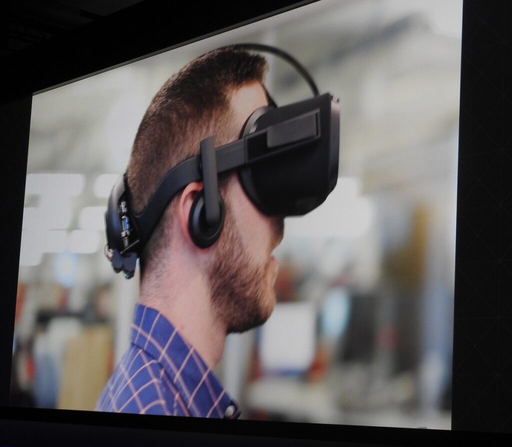 Oculus is working on a standalone VR headset