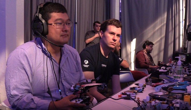 Dean Takahashi of GamesBeat and Matthew Rose of Ubisoft play Starlink.