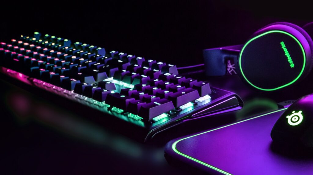 SteelSeries launches Apex M750 programmable keyboard with Discord integration